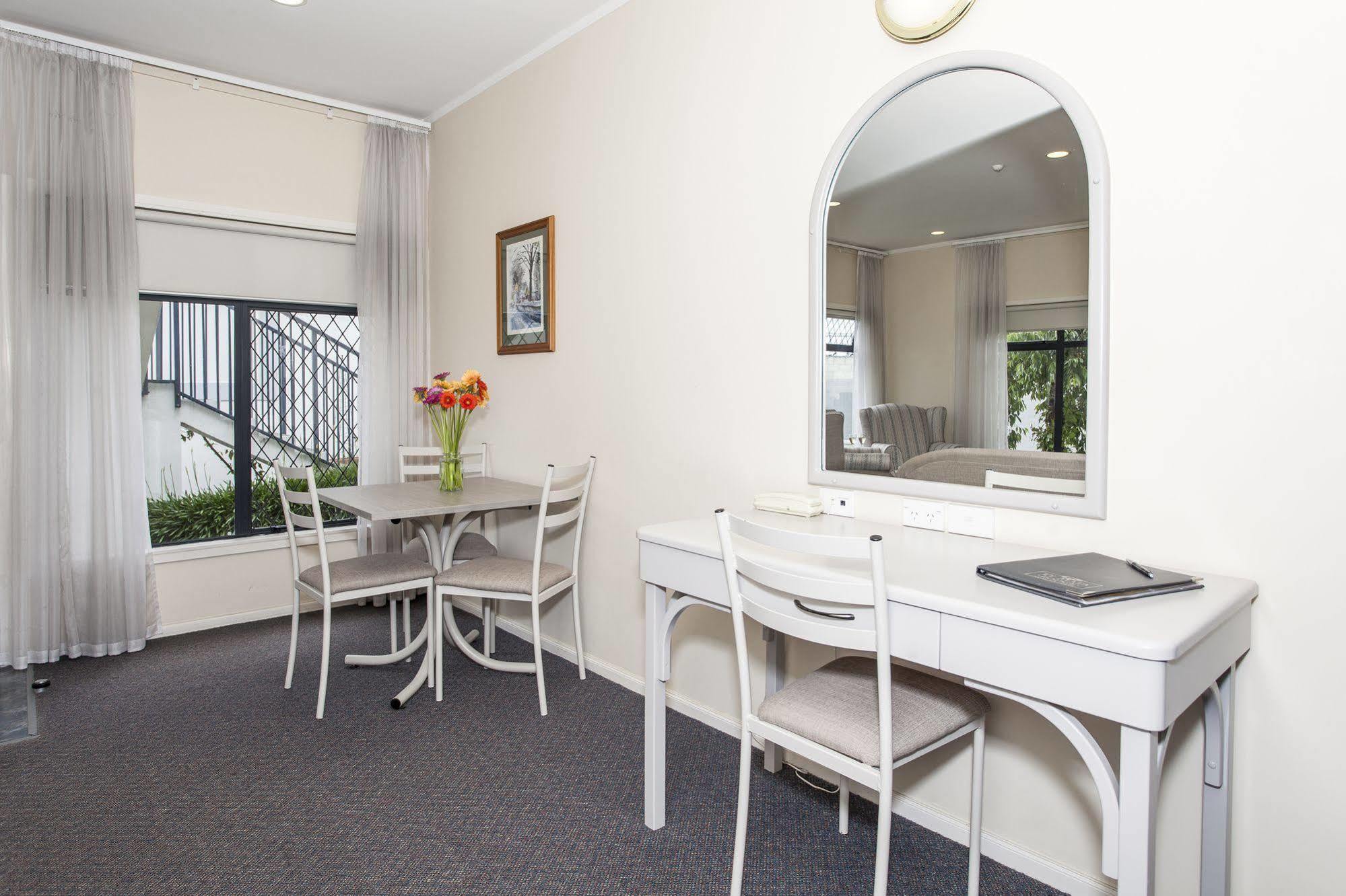 Te Mata Lodge Havelock North Bagian luar foto